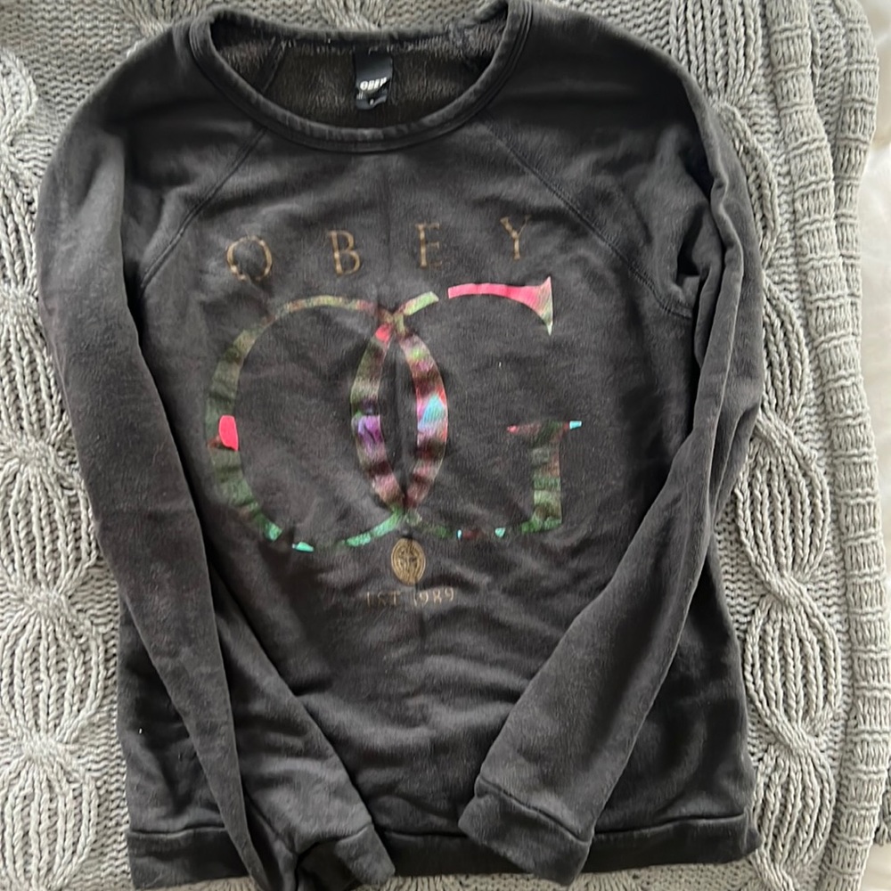 Obey sweatshirt